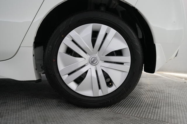 2025 Nissan LEAF