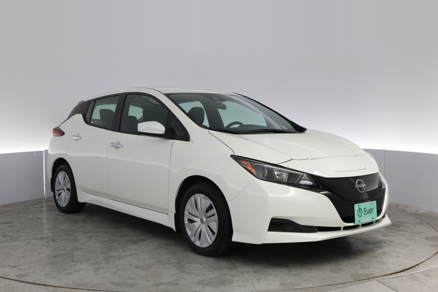 2025 Nissan LEAF