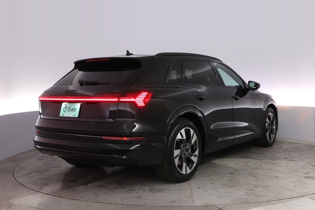 2023 Audi e-tron