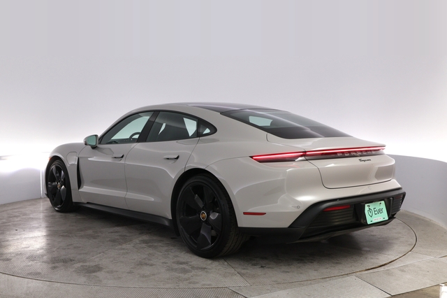 2023 Porsche Taycan