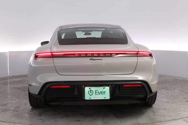 2023 Porsche Taycan