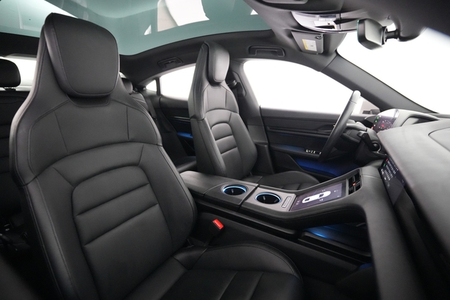 2023 Porsche Taycan