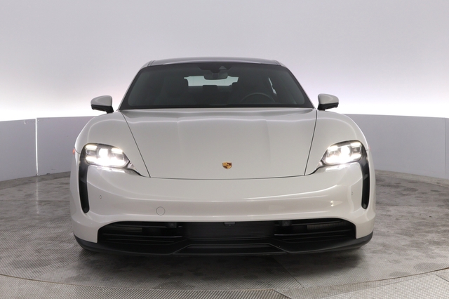 2023 Porsche Taycan