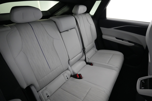 2024 Cadillac Lyriq