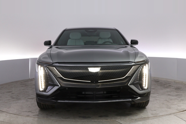 2024 Cadillac Lyriq