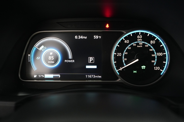2025 Nissan LEAF