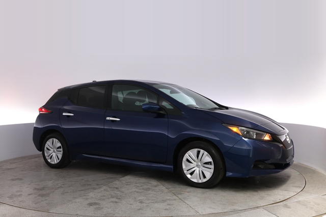 2025 Nissan LEAF