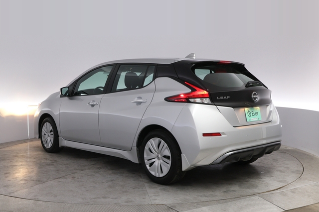 2025 Nissan LEAF