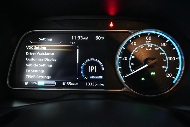 2025 Nissan LEAF