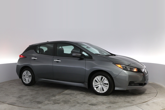 2025 Nissan LEAF