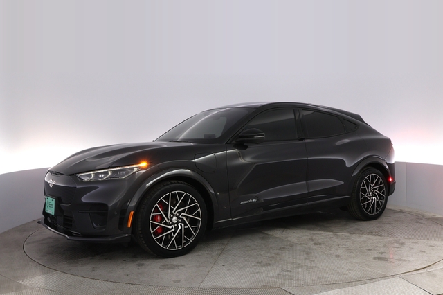 2022 Ford Mustang Mach-E