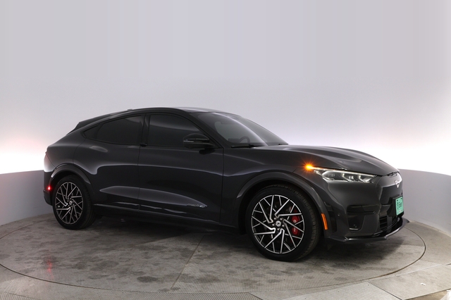 2022 Ford Mustang Mach-E