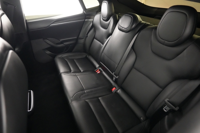 2022 Tesla Model S
