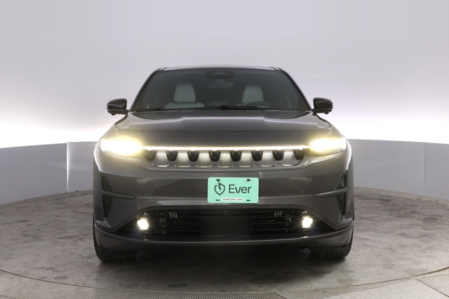 2025 Jeep Wagoneer S