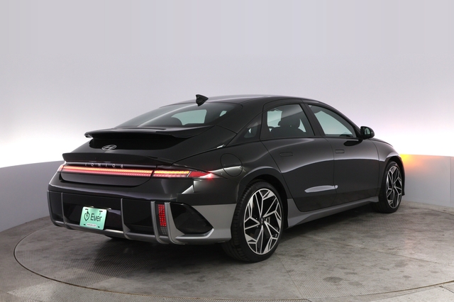 2023 Hyundai IONIQ 6