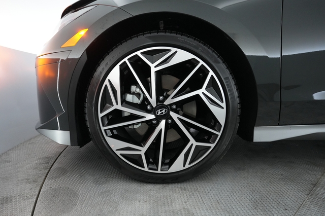 2023 Hyundai IONIQ 6