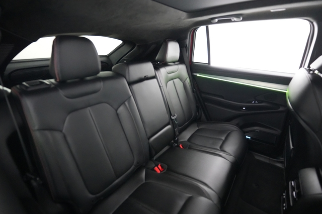 2024 Jeep Wagoneer S