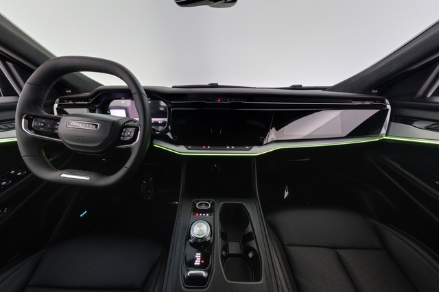 2024 Jeep Wagoneer S
