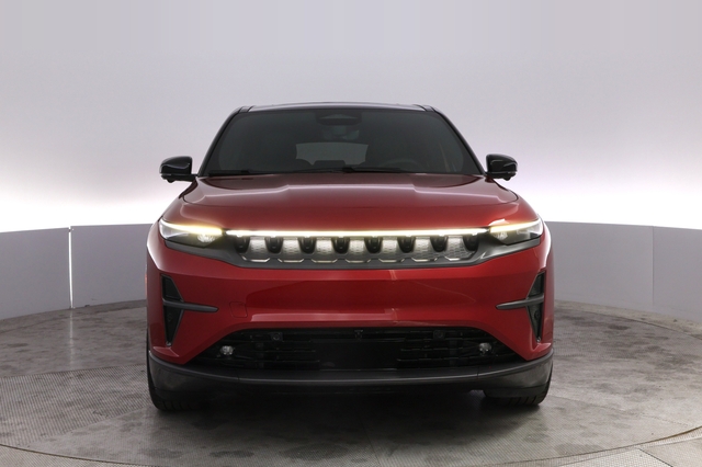2024 Jeep Wagoneer S