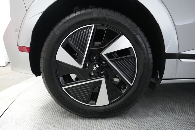 2025 Hyundai IONIQ 5
