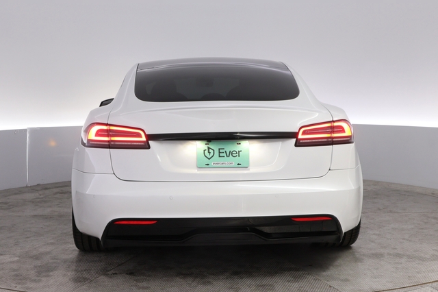 2022 Tesla Model S