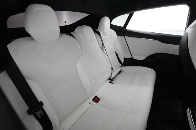 2022 Tesla Model S
