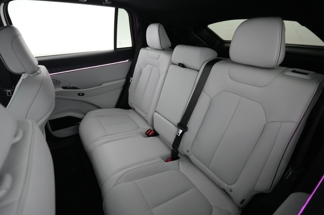 2025 Jeep Wagoneer S