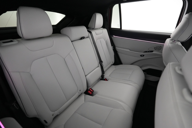 2025 Jeep Wagoneer S