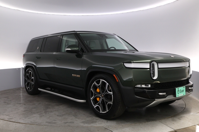 2023 Rivian R1S