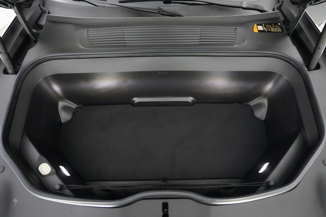 2023 Rivian R1S