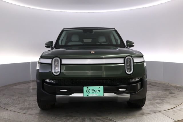 2023 Rivian R1S