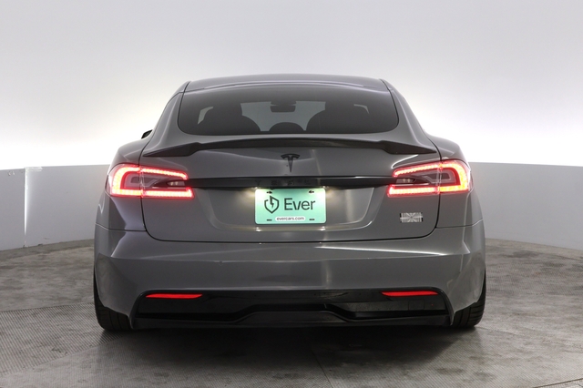 2022 Tesla Model S