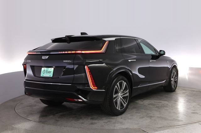 2024 Cadillac Lyriq