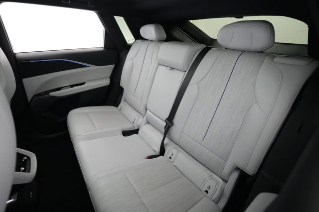 2024 Cadillac Lyriq