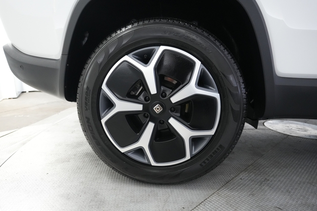 2023 Rivian R1S