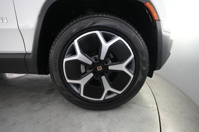 2023 Rivian R1S