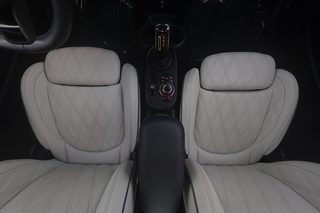 2023 MINI Cooper SE