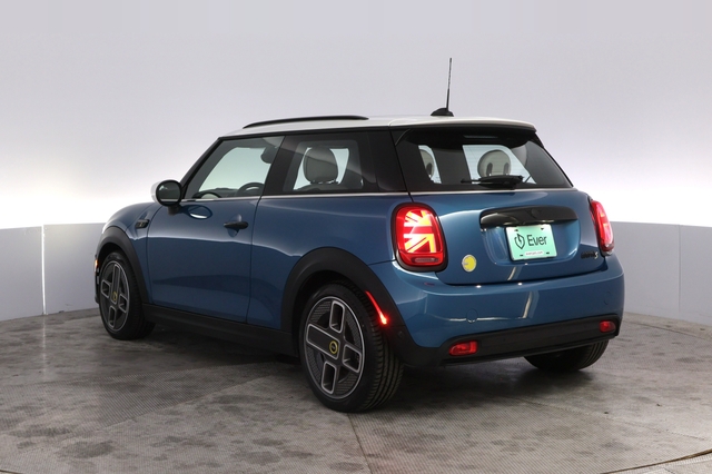 2023 MINI Cooper SE