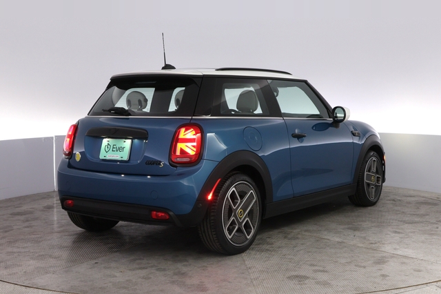 2023 MINI Cooper SE