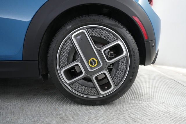 2023 MINI Cooper SE