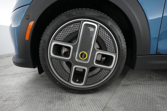 2023 MINI Cooper SE