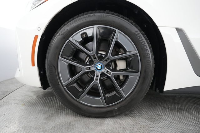 2023 BMW i4