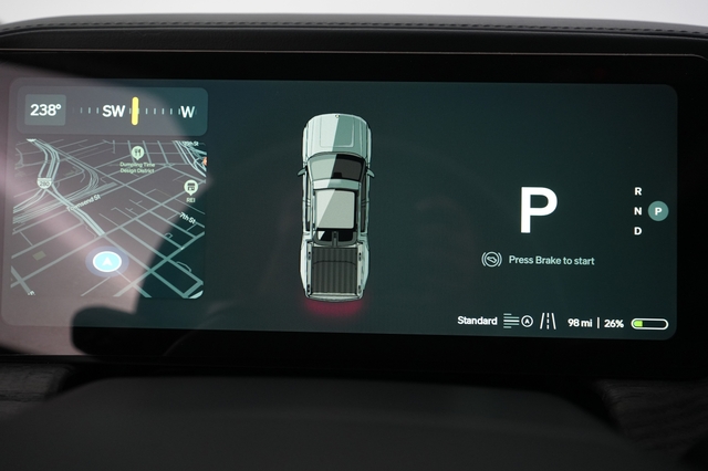 2025 Rivian R1T