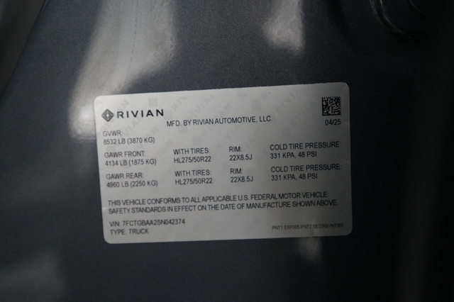 2025 Rivian R1T
