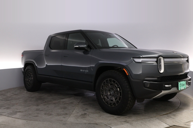 2025 Rivian R1T