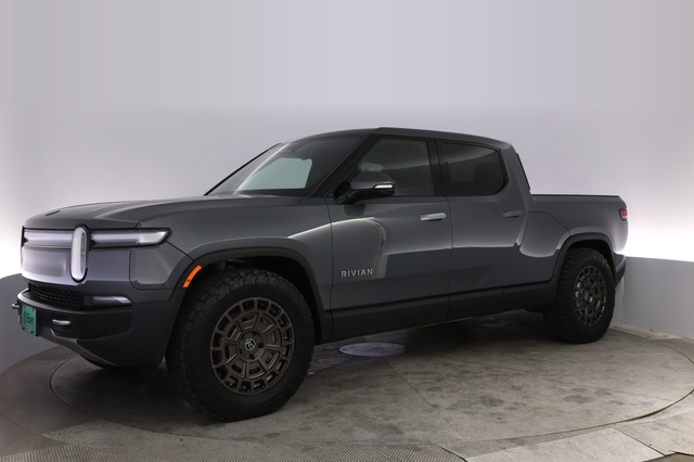 2025 Rivian R1T