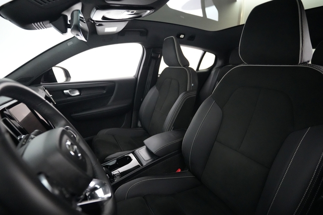 2023 Volvo C40 Recharge