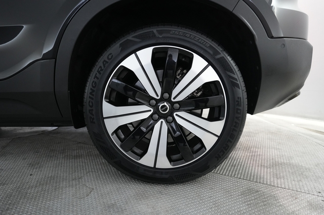 2023 Volvo C40 Recharge