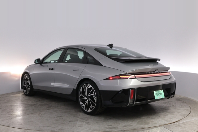 2023 Hyundai IONIQ 6
