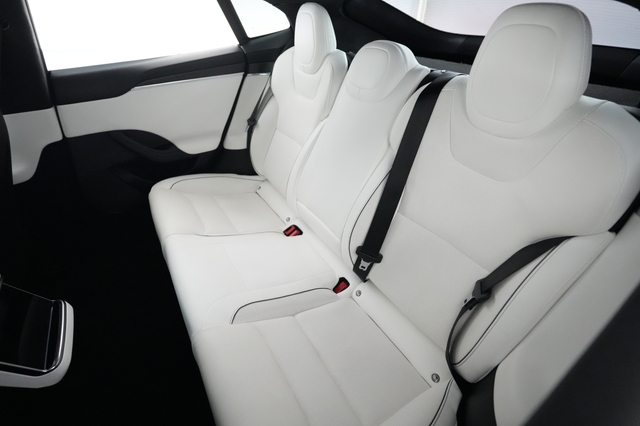 2022 Tesla Model S
